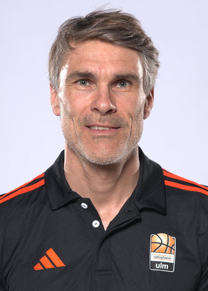 Dr. Daniel Dornacher
